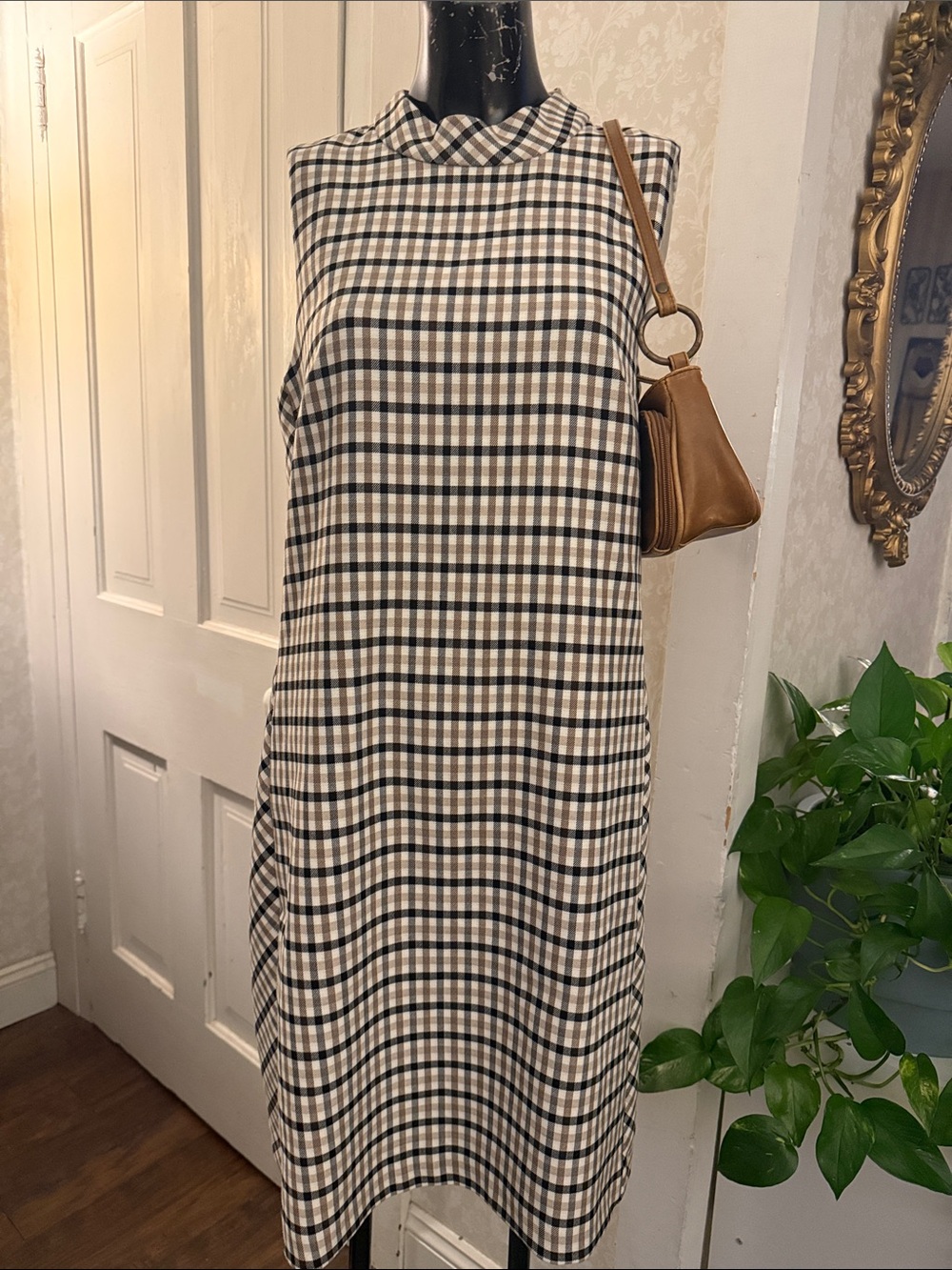 Ann Taylor Sleeveless Neutral Plaid Academia Mock Neck Sheath Dress Size 10